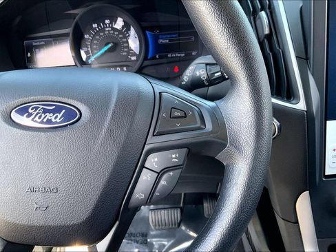 Used 2023 Ford Edge SEL AWD/4WD image 17