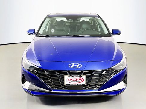 Used 2021 Hyundai Elantra Limited FWD image 17