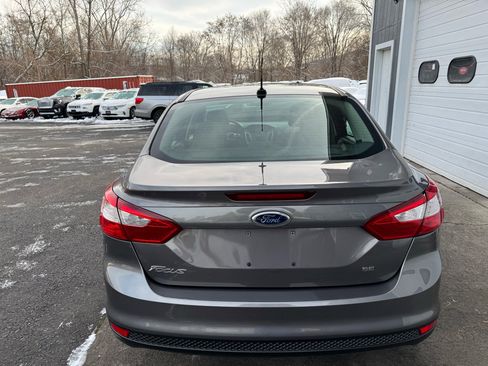Used 2012 Ford Focus SE image 5