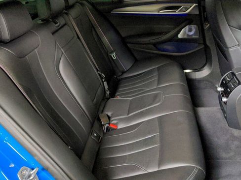 Used 2019 BMW M5 w/ Executive Package image 27