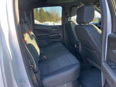 Used 2023 Chevrolet Colorado Z71 w/ Z71 Convenience Package 2 image 25