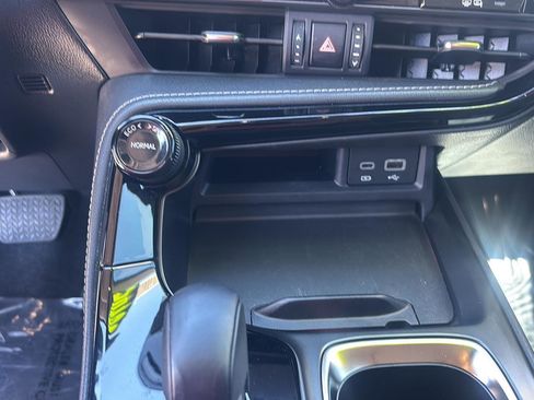 Used 2025 Lexus NX 350h AWD w/ Premium Package image 14