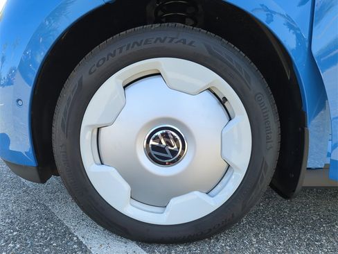 New 2025 Volkswagen ID. Buzz 1st Edition image 41