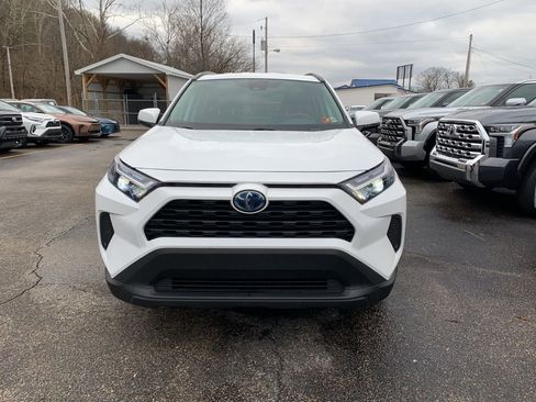 Used 2023 Toyota RAV4 XLE image 8