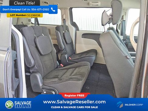 Used 2018 Dodge Grand Caravan SE w/ UConnect Hands-Free Group FWD image 15