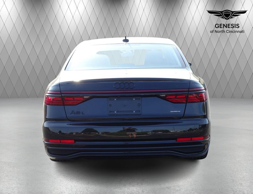 Used 2022 Audi A8 L 3.0T AWD/4WD image 4