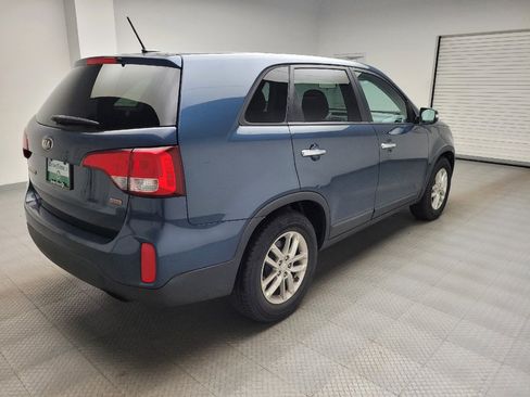Used 2015 Kia Sorento LX FWD image 9