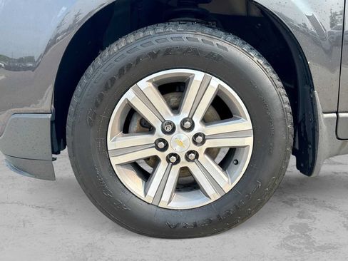 Used 2017 Chevrolet Traverse LT FWD image 13