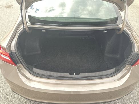 Used 2024 Chevrolet Malibu LT image 18