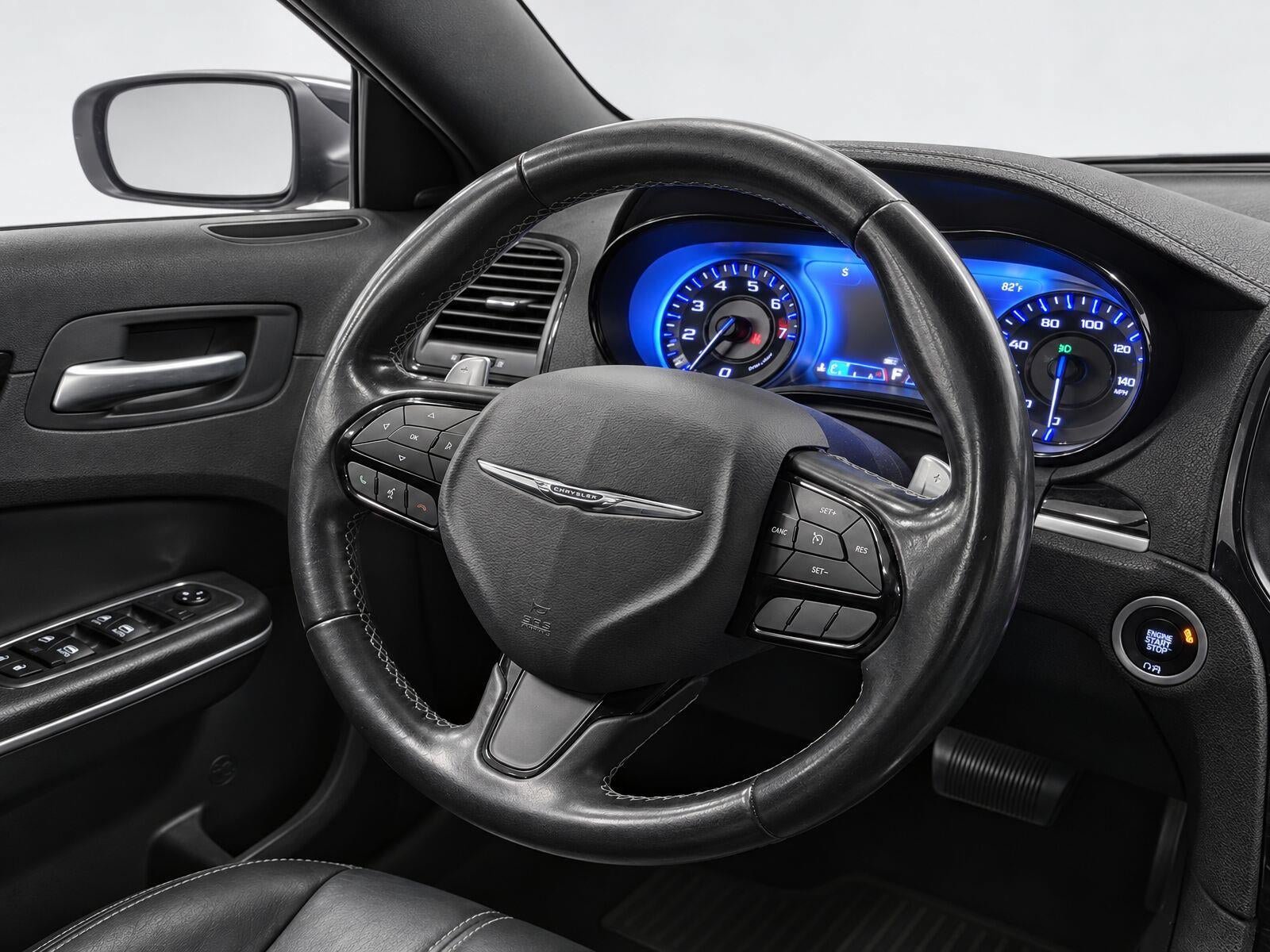 Used 2019 Chrysler 300 S RWD image 21