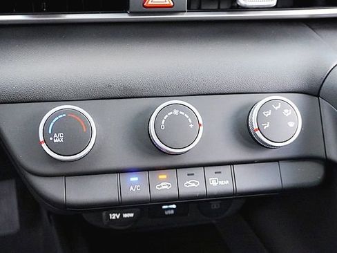 New 2026 Hyundai Elantra SE image 29