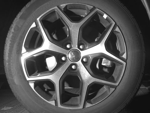 Used 2025 Jeep Compass Limited image 13