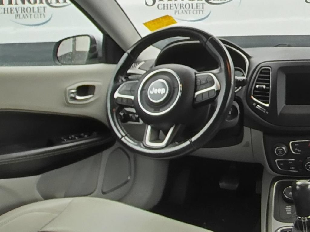 Used 2020 Jeep Compass Latitude w/ Popular Equipment Group AWD/4WD image 16