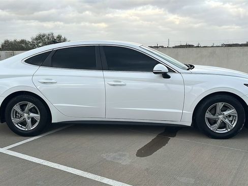 Used 2023 Hyundai Sonata SE image 13
