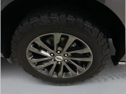 Used 2019 Ford Expedition Max Limited AWD/4WD image 20