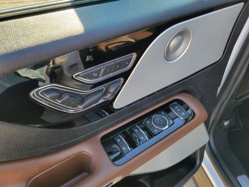 Used 2022 Lincoln Aviator Reserve w/ Equipment Group 201A image 14
