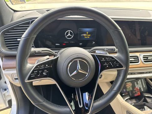 Used 2024 Mercedes-Benz GLE 450 4MATIC image 24