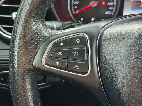 Used 2018 Mercedes-Benz GLC 300 4MATIC image 19