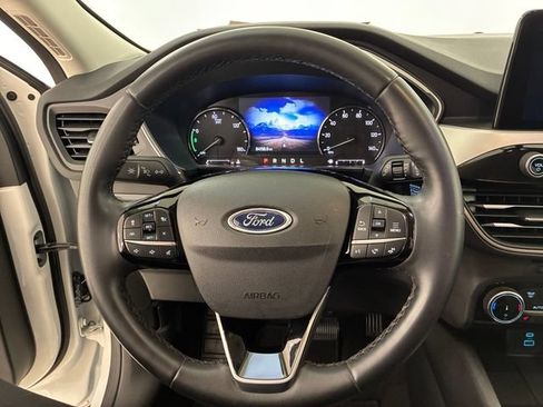 Used 2022 Ford Escape SE w/ Convenience Package FWD image 22