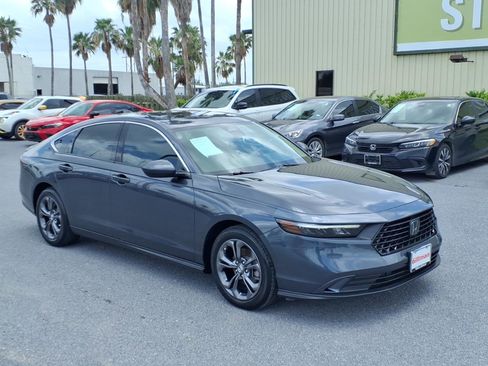 Used 2023 Honda Accord EX image 2