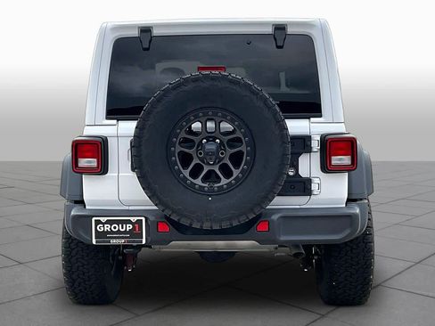 Used 2022 Jeep Wrangler Unlimited Sport AWD/4WD image 5
