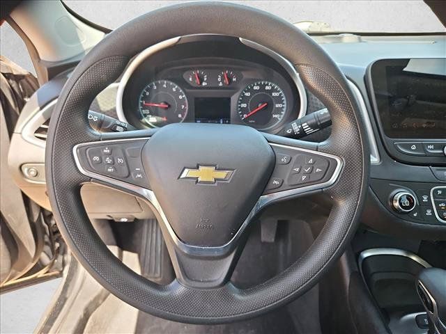 Used 2024 Chevrolet Malibu LT FWD image 13