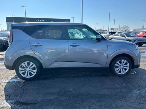 Certified 2023 Kia Soul LX image 8