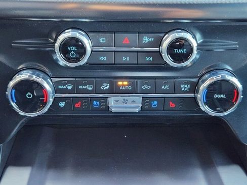 New 2025 Ford F150 Platinum w/ FX4 Off-Road Package image 14