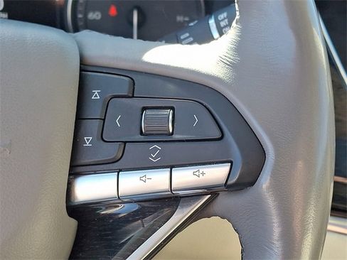 Used 2020 Cadillac XT6 Premium Luxury image 22