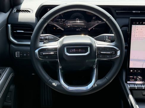 Used 2026 GMC Terrain Elevation w/ Elevation Premium Package FWD image 15