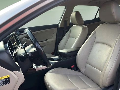 Used 2014 Kia Optima EX image 23