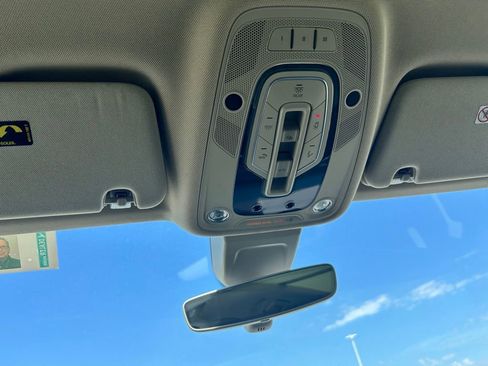 Used 2017 Audi Q7 3.0T Premium Plus w/ Premium Plus Package AWD/4WD image 28