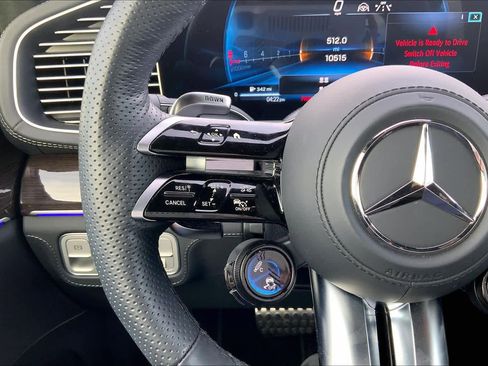 Used 2025 Mercedes-Benz GLS 63 AMG 4MATIC image 23
