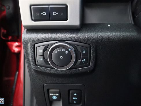 Used 2019 Ford F150 Platinum w/ Equipment Group 701A Luxury image 14