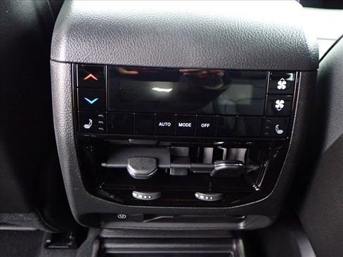 New 2025 Jeep Grand Cherokee L Limited w/ Trailer Tow Package image 11