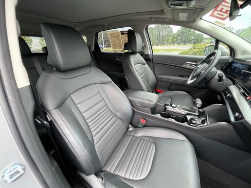 Used 2024 Kia Sportage SX FWD image 31