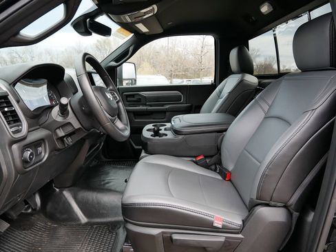 Used 2024 RAM 3500 Tradesman w/ Bed Utility Group image 6