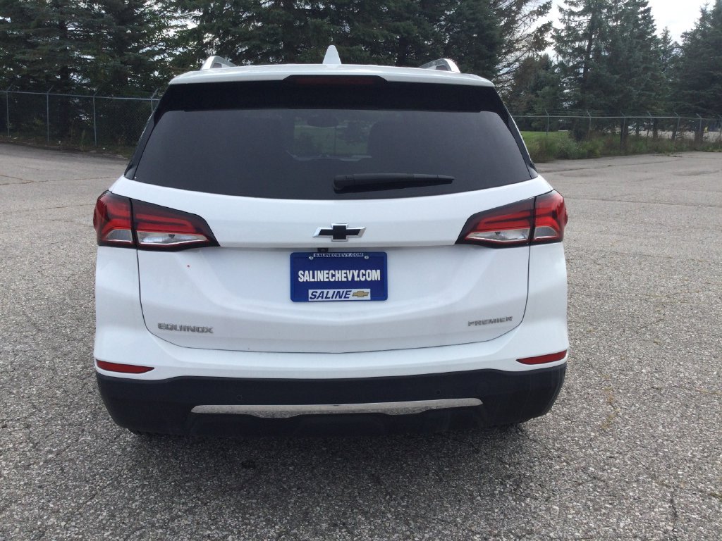 Used 2024 Chevrolet Equinox Premier FWD image 6