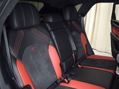 Certified 2022 Bentley Bentayga image 20