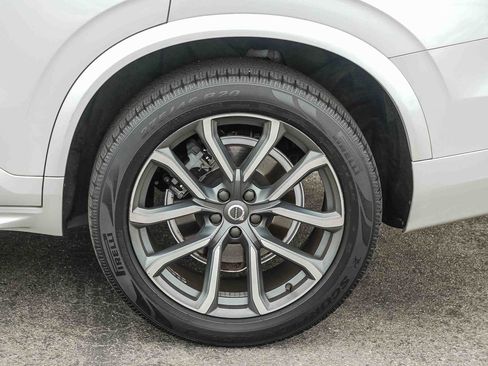 Used 2017 Volvo XC90 T6 Momentum AWD/4WD image 10