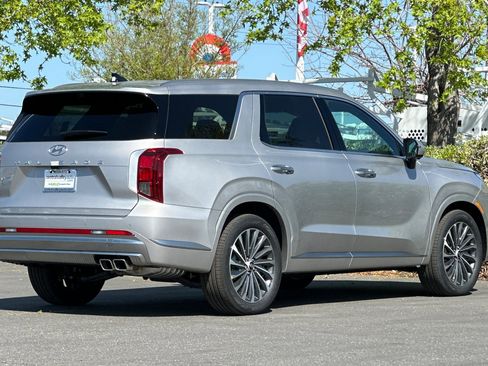New 2025 Hyundai Palisade Calligraphy image 4
