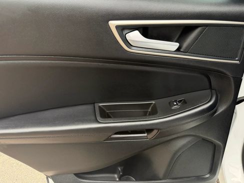 Used 2024 Ford Edge SEL AWD/4WD image 19