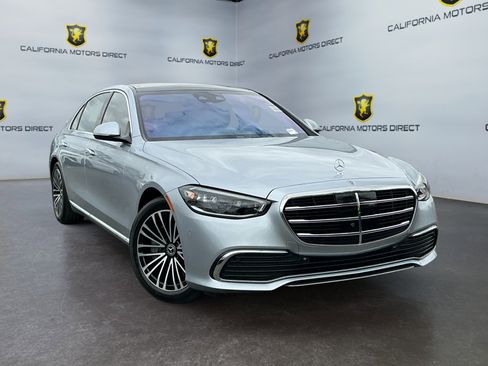 Used 2022 Mercedes-Benz S 500 4MATIC image 3