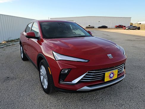 New 2026 Buick Envista Preferred image 7