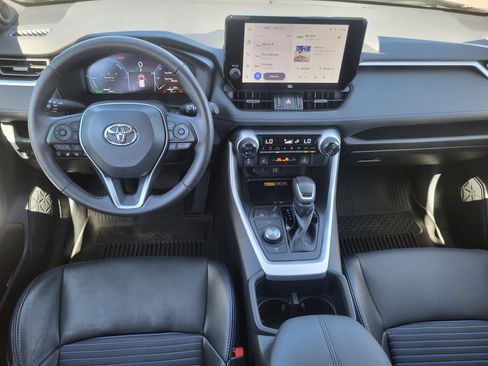 Used 2023 Toyota RAV4 XSE AWD/4WD image 22