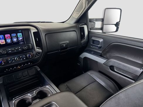 Used 2016 Chevrolet Silverado 2500 LTZ w/ Duramax Plus Package image 23
