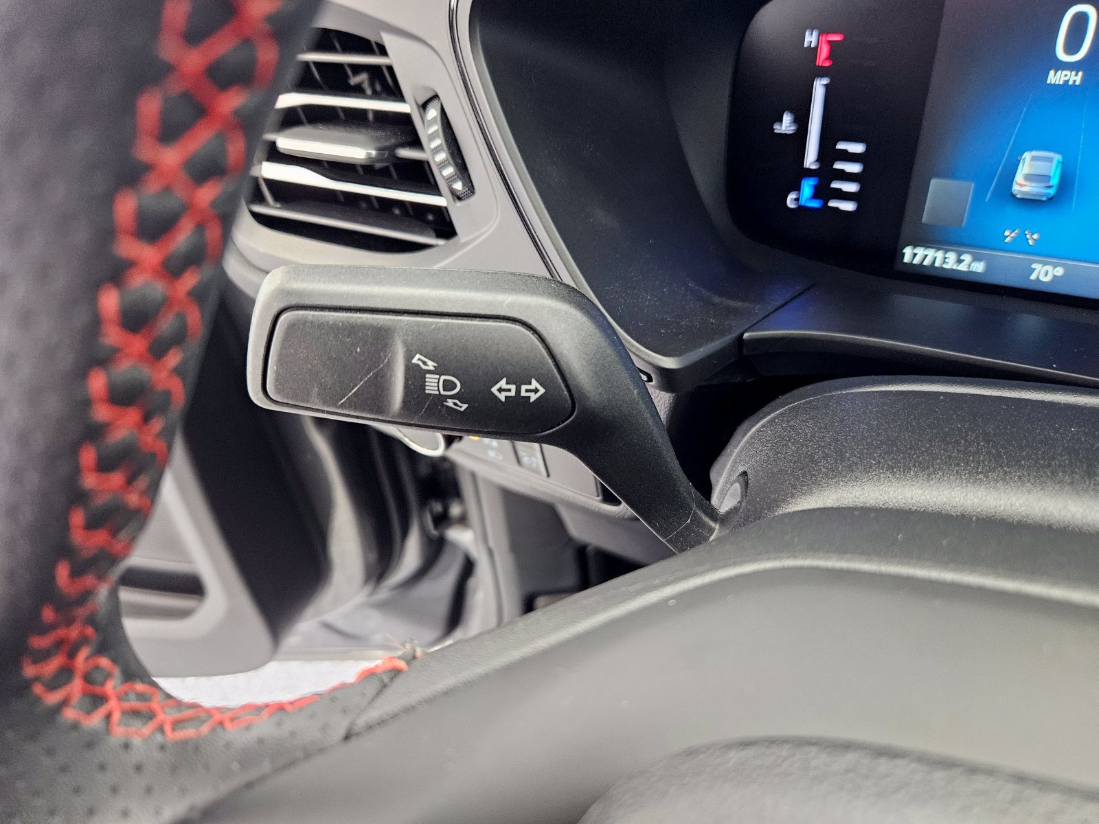 Used 2024 Ford Escape ST-Line w/ Tech Pack #1 FWD image 20