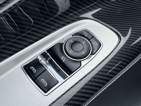 Used 2024 Chevrolet Corvette Z06 image 23