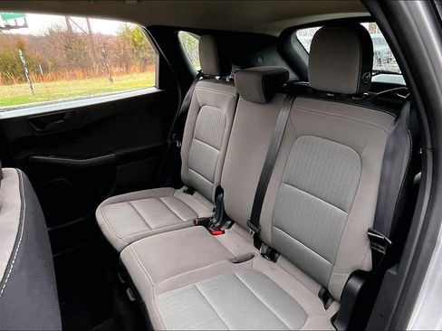 Used 2020 Ford Escape S image 18