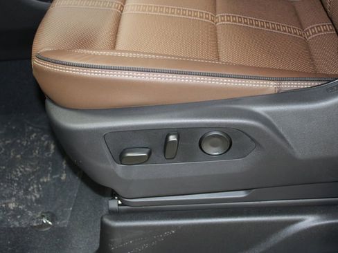 New 2026 Chevrolet Tahoe High Country image 14